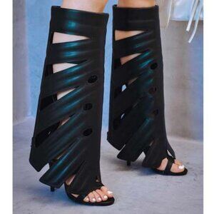 " LOVELY LINEAGE LEAF "  -GLADIATOR  BLACK ( BRAND NEW !!! )